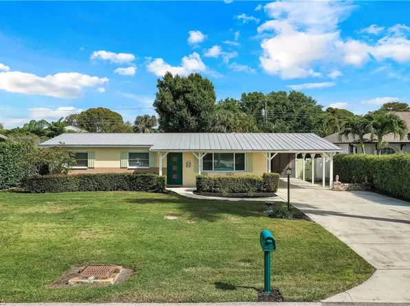 1157 Royal Palm DR, NAPLES, FL 34103