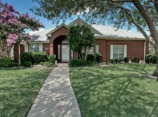 1221 Cardigan St, Garland, TX 75040