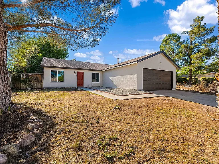 3817 Fernwood St — Photo 3