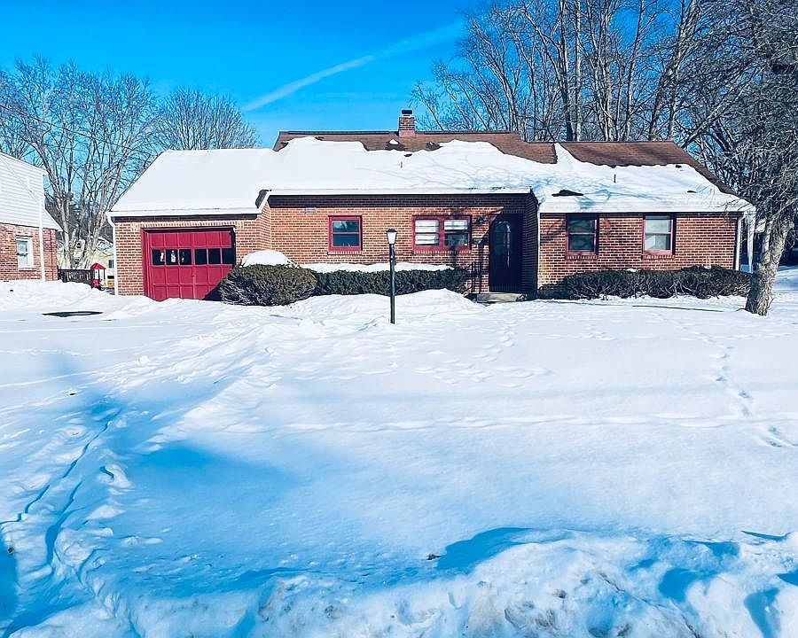 1st image of 3509 Maplecrest Dr #1