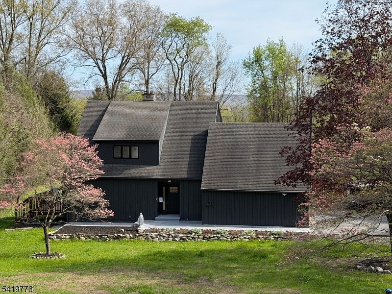 1st image of 79 Clark Rd
