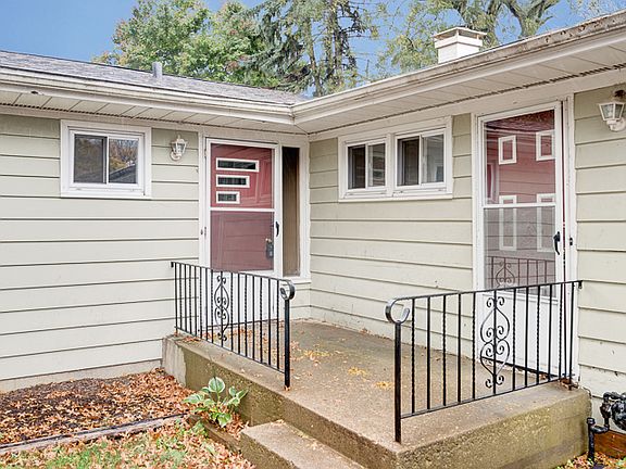 3rd image of 2505 Gael Ave