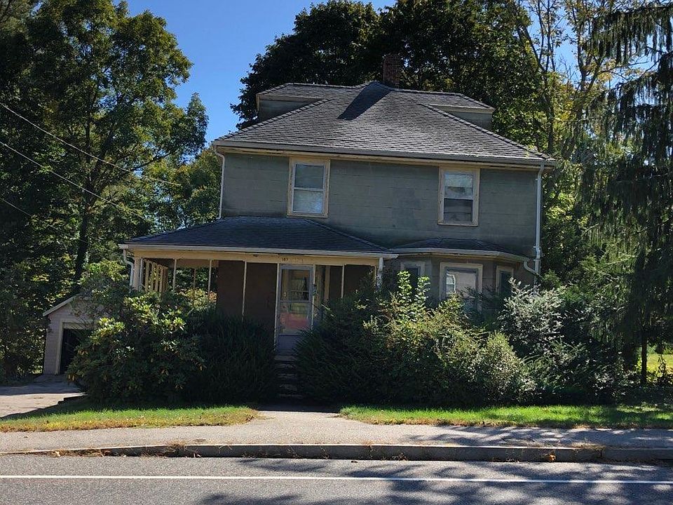 2nd image of 185 N Main St
