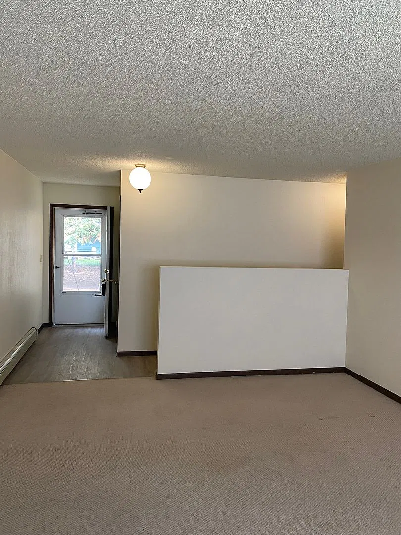 1007-1009 McDonald — Photo 1