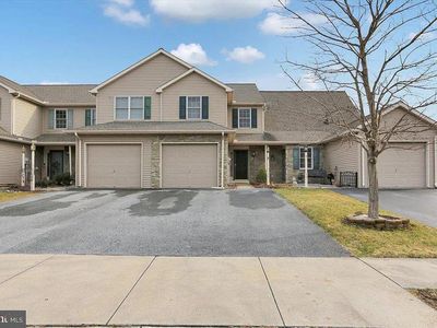 80 Pebble Creek Dr, Lititz, PA, 17543