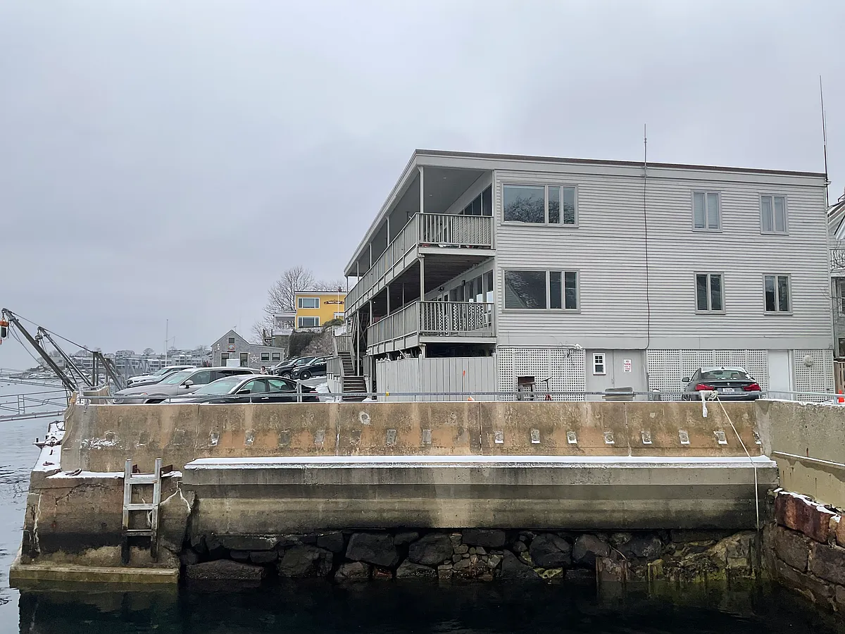 Building Photo - 8 Ferry Ln #6