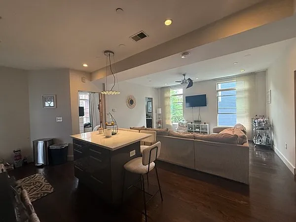 44 Saint Margaret St #3 — Photo 2