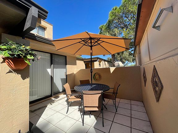 3rd image of 5425 Myrtle Wood #83