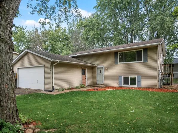 18045 Emerald Trl, Farmington, MN 55024
