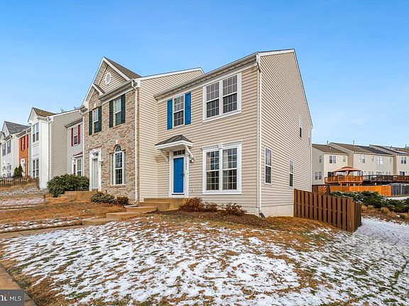 3rd image of 12827 Hunterbrook Dr