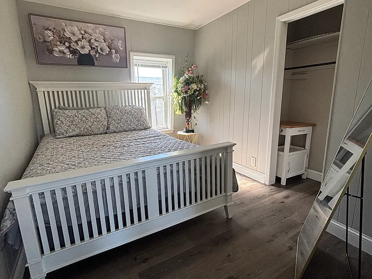20 Jones St #1 — Photo 9