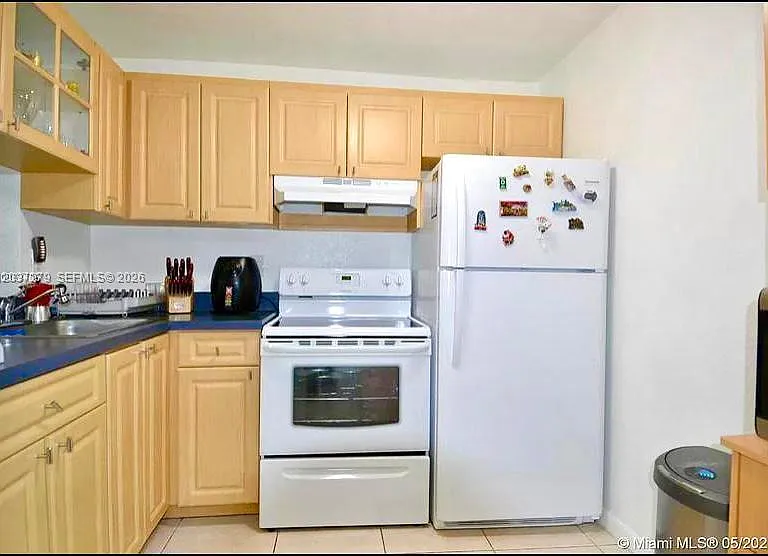 9360 Fontainebleau Blvd #309 — Photo 6