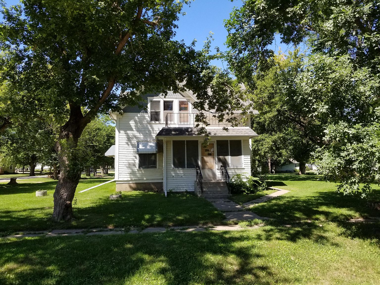 500 1st Ave N, Lake Norden, SD 57248 Zillow