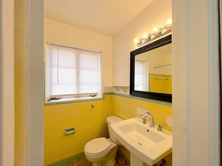 1859 Buchanan St #2 — Photo 12