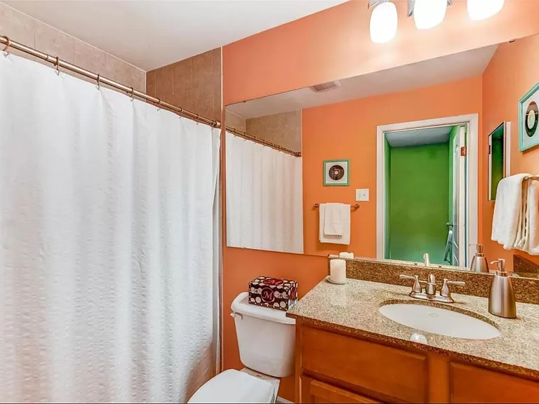 1210 Clarkson Ct #1210 — Photo 16