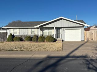 1507 Canterbury Dr, Hays, KS 67601