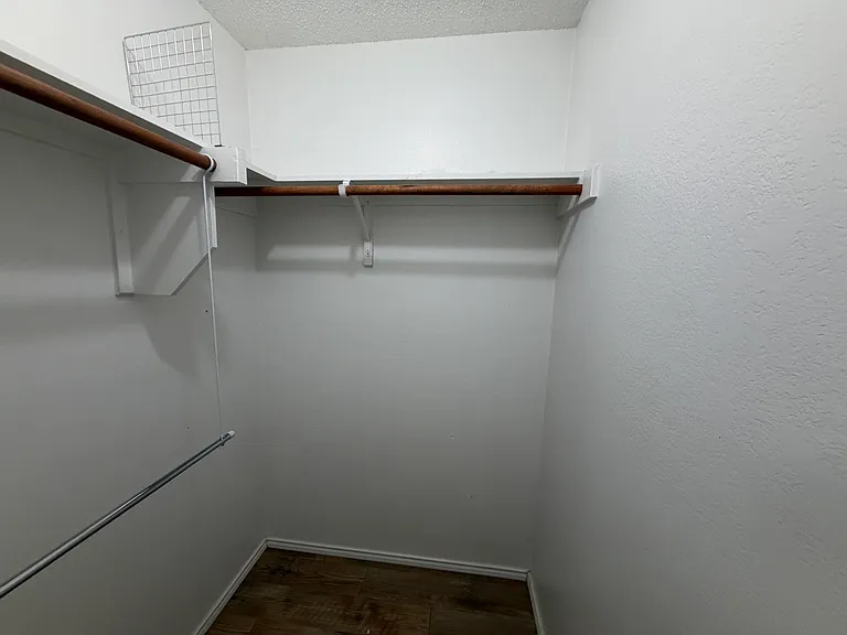 9837 Carter Dr — Photo 15