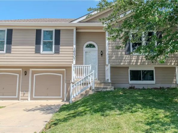 16407 Speaker Ave, Belton, MO 64012