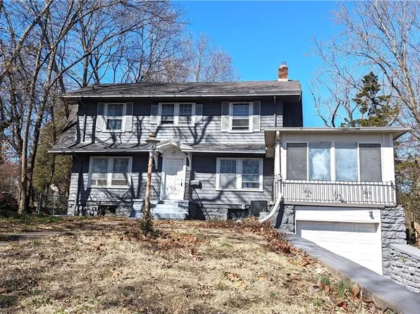 4220 E 63rd St, Kansas City, MO 64130