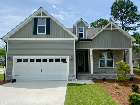 200 Covey Court, Cape Carteret, NC 28584
