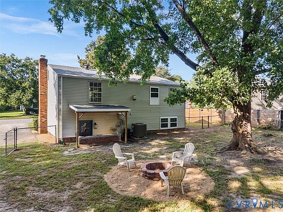 4th image of 5907 Stella Rd