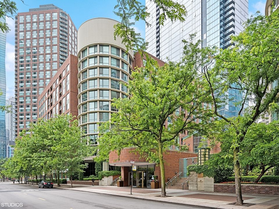 1st image of 440 N McClurg Ct APT 801