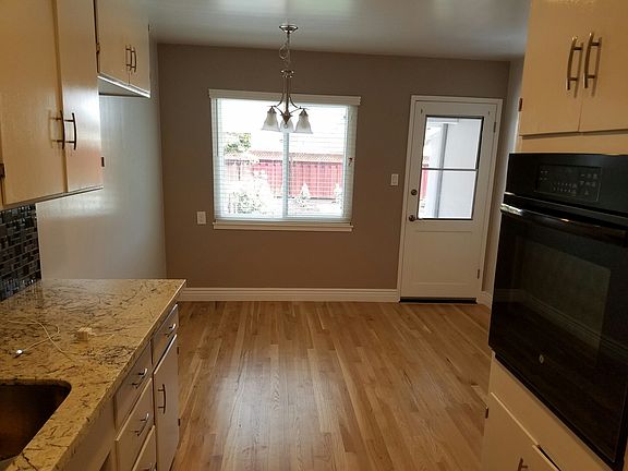 Kitchen Nook
