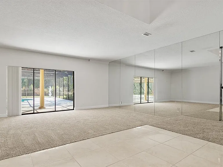 10206 Lakeview Dr — Photo 19