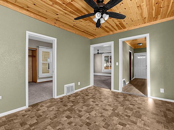 5th image of 411 East Main STREET