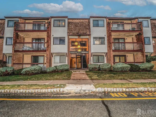 312 Edison Glen Ter, Edison, NJ 08837