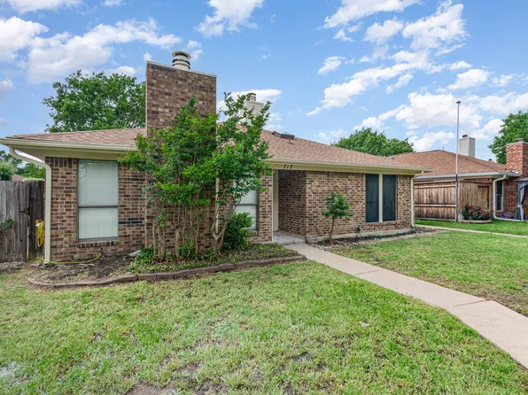 717 Cory St, Grapevine, TX 76051