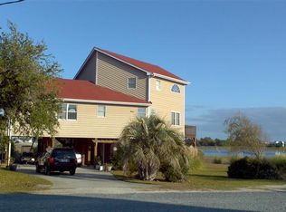 1749 Seagull Way SW, Ocean Isle Beach, NC 28469