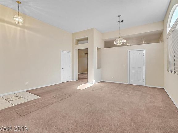 4th image of 975 Garden Breeze Way