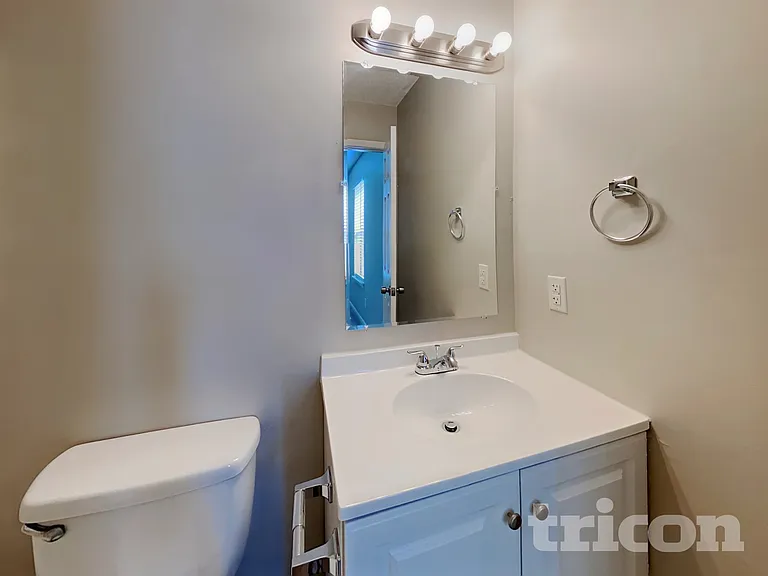 531 Griffith Dr — Photo 10