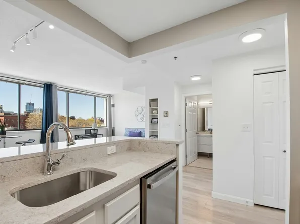 169 Monsignor Obrien Hwy APT 513, Cambridge, MA 02141