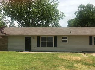 1002 Strozier Ln, Barling, AR 72923