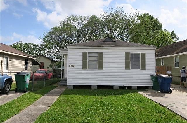 1st image of 2413 Stafford St