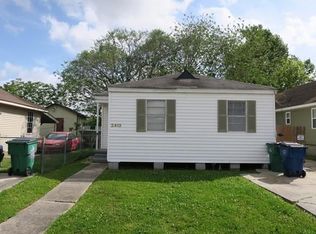 2413 Stafford St, Gretna, LA 70053