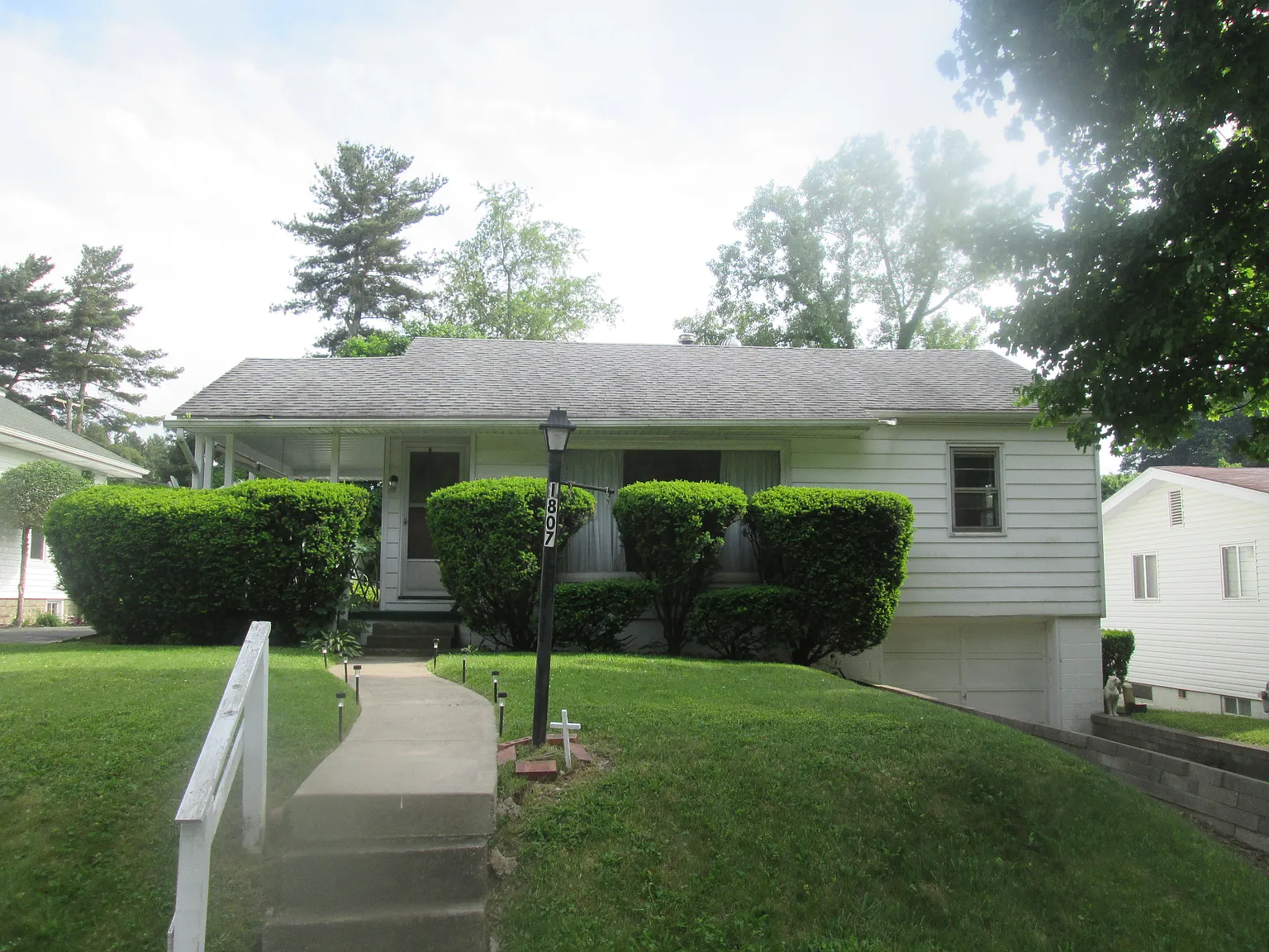 1807 Chestnut St photo 1
