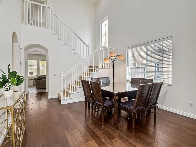 6057 Paseo Carreta — Photo 5