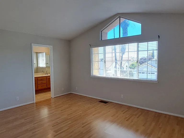 320 Stamper Cir — Photo 18