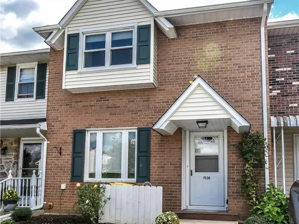 7534 Buttercup Rd, Macungie, PA 18062