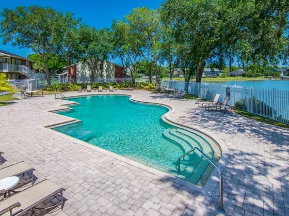 202 Lake Parsons Grn Unit 104, Brandon, FL 33511