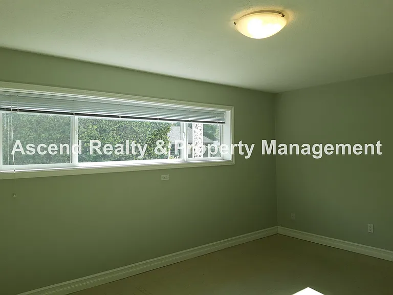 2945 SW 118th Ave — Photo 13