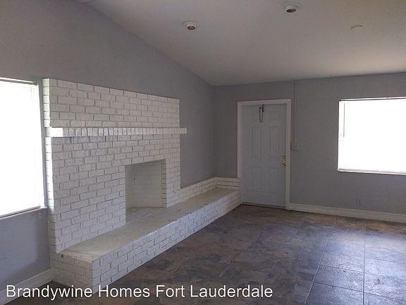 5th image of 1501 NW 19th Ave