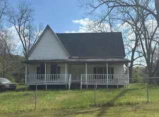 21 Gates Rd, Woodbury, GA 30293