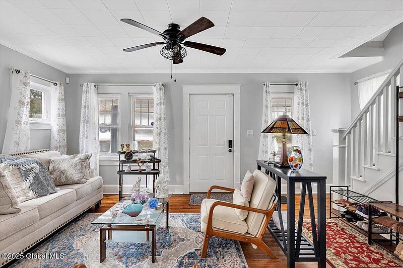 5th image of 42 Brunswick Road