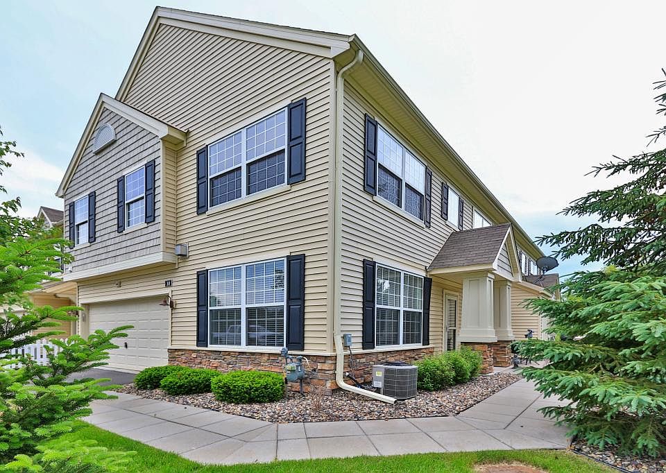 1st image of 4494 Rosemary Way Unit 10