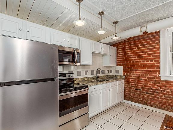 5th image of 1376 Pearl Street #B2