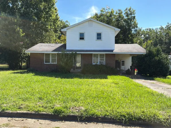406 Sunset Dr, Lexington, TN 38351